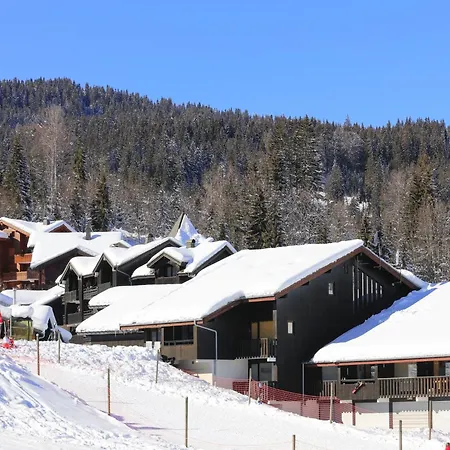 Grand N°104 - St4 * Morillon